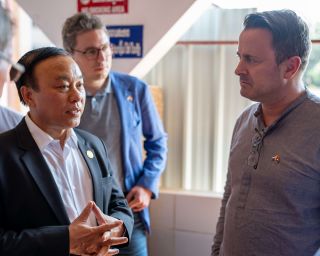 (from l. to r.) Bounfeng Phoummalaysith, Laos Minister of Health; Sven Clement MP, Pirate Party (Piratepartei); Xavier Bettel, Minister of Foreign Affairs and Foreign Trade, Minister for Development Cooperation and Humanitarian Affairs.