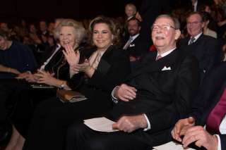 Célébration du 95e anniversaire de S.A.R le Grand-Duc Jean le 9 janvier 2016 à la Philharmonie de Luxembourg
, (de g. à dr.) S.A.R. la princesse Béatrix des Pays-Bas; S.A.R. la Grande-Duchesse; S.A.R. le Grand-Duc Jean
