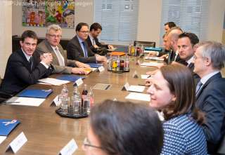 Visite de travail au Luxembourg du Premier ministre de la Répub, Réunion de travail