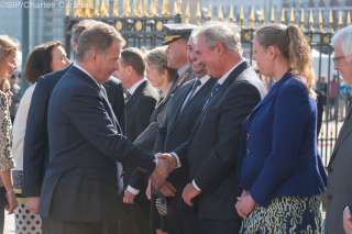 Cérémonie d'accueil officiel - Présentation de la délégation luxembourgeoise au couple présidentiel