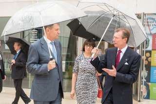 Visite d’État au Luxembourg du président de la Roumanie, Klaus Iohannis et de son épouse Carmen Iohannis du 6 au 7 juin 2016, (de g. à dr.) Klaus Iohannis, président de la Roumanie; S.A.R. le Grand-Duc