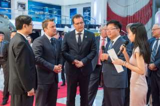 Visite officielle du Premier ministre, ministre d’État, Xavier Bettel, en république populaire de Chine (11-14.06.2017)
, Visite de l'Académie chinoise de technologie spatiale (China Academy of Space Technology, CAST)