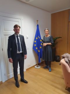 Franz Fayot avec Margrethe Vestager, vice-présidente exécutive de la Commission européenne et commissaire à la Concurrence