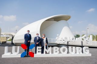 (de g. à dr.) Lex Delles, ministre des Classes moyennes, ministre du Tourisme ; S.A.R. le Grand-Duc héritier ; Maggy Nagel, commissaire générale du Luxembourg auprès de l'Expo 2020 Dubaï