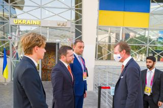 Réception de S.A.R. le Grand-Duc au pavillon de l'Ukraine