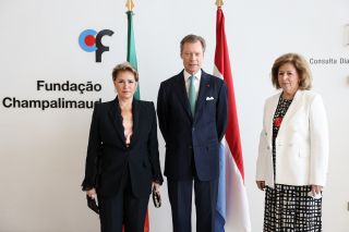 12.05. - Champalimaud Foundation - Official photo - (l. to r. ) H.R.H. the Grand Duchess; H.R.H. the Grand Duke; Leonor Beleza, President of the Champalimaud Foundation