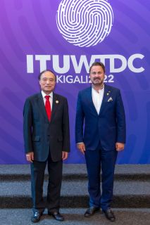 (from left to right) Houlin Zhao, Secretary-General of the International Telecommunication Union (ITU) ; Xavier Bettel, Prime Minister, Minister of State, Minister for Communications and Media