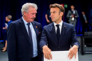 (de g. à dr.) Jean Asselborn, ministre des Affaires étrangères et européennes ; Emmanuel Macron, président de la République française