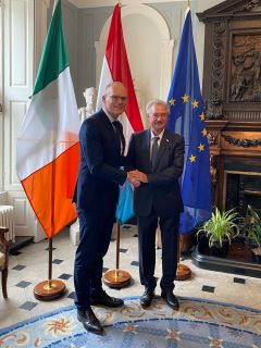 Simon Coveney, ministre des Affaires étrangères et de la Défense de l'Irlande et Jean Asselborn, ministre des Affaires étrangères et européennes