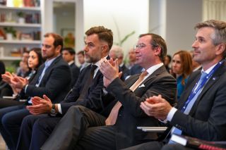 (fr. l. to r.) Franz Fayot, Minister of the Economy; H.R.H. The Hereditary Grand Duke ; Mathias Link, Mathias Link, Director of International Affairs and Space Resources of The Luxembourg Space Agency (LSA)