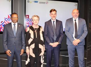 (from l. to r.) Jean Baden Dubois, Governor of the Bank of the Republic of Haiti; n.c.; Franz Fayot, Minister for Development Cooperation and Humanitarian Affairs; Alfred Hannig, Director General of AFI