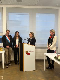 (from l. to r.) Raphael Gindt, alderman of the municipality of Leudelange; Christiane Hamen, president of the municipal advisory committee on integration ; Corinne Cahen, Minister for Family Affairs and Integration ; Diane Feipel, mayor of the municipality of Leudelange 
