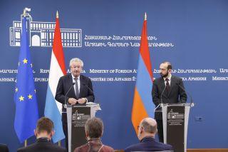 (de g. à dr.) Jean Asselborn, ministre des Affaires étrangères et européenes ; Ararat Mirzoyan, ministre des Affaires étrangères de l’Arménie