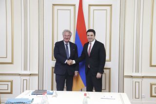 (de g. à dr.) Jean Asselborn, ministre des Affaires étrangères et européenes ; Alen Simonyan, président de l'Assemblée nationale de l’Arménie