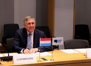 François Bausch at the signing of the Collaborative Procurement of Ammunition