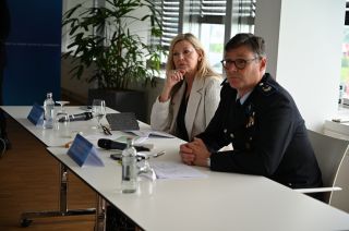 (de g. à dr.) Isabelle Medinger, directrice de La Sécurité Routière ; André Schaack, commissaire en chef du service national de circulation et de sécurité routière de la police luxembourgeoise