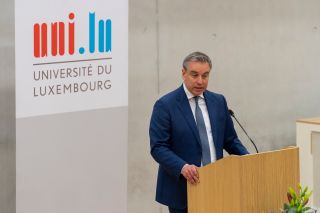 Université du Luxembourg – Maison du Savoir – Auditoire – Discours d’introduction du ministre Claude Meisch