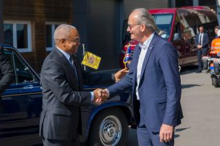 (de g. à dr.) José Maria Pereira Neves, président de la république de Cabo Verde ; Claude Turmes, ministre de l'Aménagement du territoire, ministre de l'Énergie