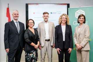 (from l. to r.) Dr. Frank Rijsberman, CEO of the GGGI; Yuriko Backes, Minister of Finance; Franz Fayot, Minister for Development Cooperation and Humanitarian Affairs; Joëlle Welfring, Minister for the Environment, Climate and Sustainable Development; Julie Becker, CEO, Bourse
