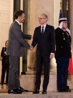 (de g. à dr.) Emmanuel Macron, président de la République française; Luc Frieden, Premier ministre