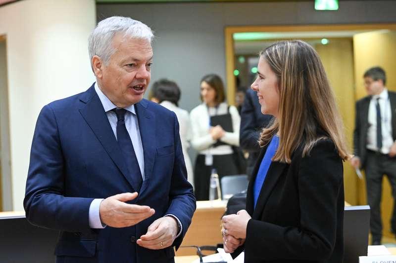 (de g. à dr.) Le Commissaire européen à la Justice, Didier Reynders, la ministre de la Justice, Elisabeth Margue