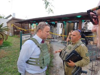 Xavier Bettel visite un kibboutz attaqué par le Hamas