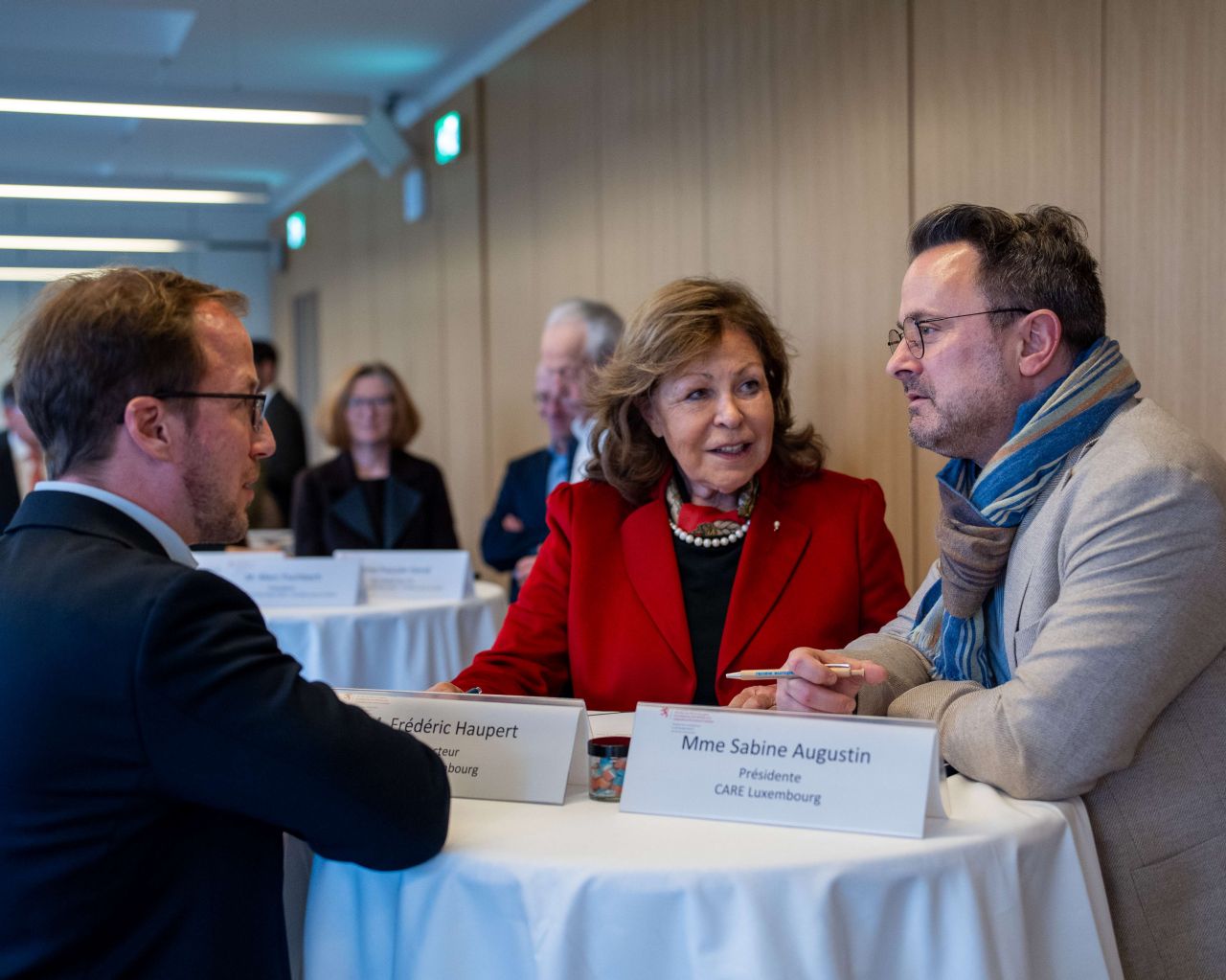 Signature de huit nouveaux accords-cadres de développement avec neuf ...