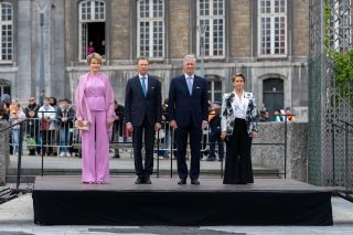 (v.l.n.r) I.M. die Königin der Belgier; I.K.H. der Großherzog; I.M. der König der Belgier; I.K.H. die Großherzogin 