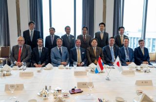 Photo de groupe avec la Japan-Luxembourg Parliamentary Friendship League