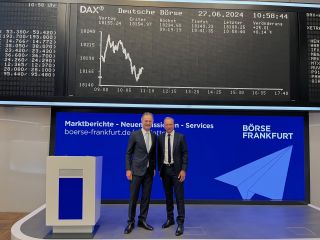 (de g. à dr.) Stephan Leithner, Vice-Président de la Deutsche Börse AG ; Gilles Roth, Ministre des Finances