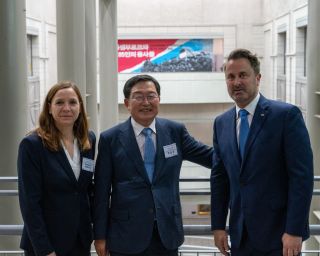 (l. to r.) Stéphanie Obertin, Minister for Digitalisation, Minister for Research and Higher Education; Seung-Joo Baek, President of the Korean War Memorial; Xavier Bettel, Minister for Foreign Affairs and Foreign Trade, Minister for Development Cooperation and Humanitarian Affairs