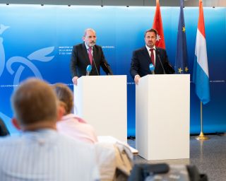 (l. to r.) Ayman Safadi, Vice Prime Minister, Minister for Foreign Affairs and Expatriates of Jordan; Xavier Bettel, Vice Prime Minister, Minister for Foreign Affairs and Foreign Trade, Minister for Development Cooperation and Humanitarian Affairs