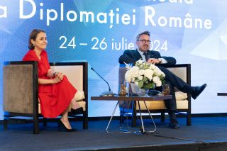 (from l. to r.) Luminita Odobescu, Minister for Foreign Affairs; Xavier Bettel, Minister for Foreign Affairs and Foreign Trade, Minister for Development Cooperation and Humanitarian Affairs