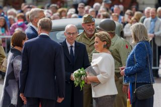 Presentation of four historic military vehicles from the procession (two cars and two motorbikes) toTRH the Grand Duke and Grand Duchess and to the family of General Oliver