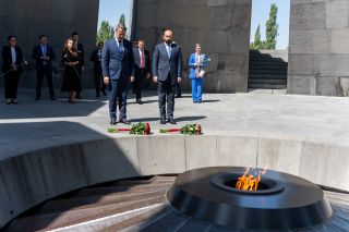 (from l. to r.) Xavier Bettel, Minister for Foreign Affairs and Foreign Trade, Minister for Cooperation and Humanitarian Affairs; Ararat Mirzoyan, Minister for Foreign Affairs of the Republic of Armenia.