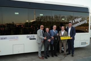 (l. to r.) Yong Zhang, Managing Director, Asialux Import Export; Fernand Ernster, President of the Chamber of Commerce; Joël Schandeler, Director of Demy Schandeler; Laurent Schandeler, Director of Demy Schandeler; Lex Delles, Minister of the Economy, SME, Energy and Tourism.