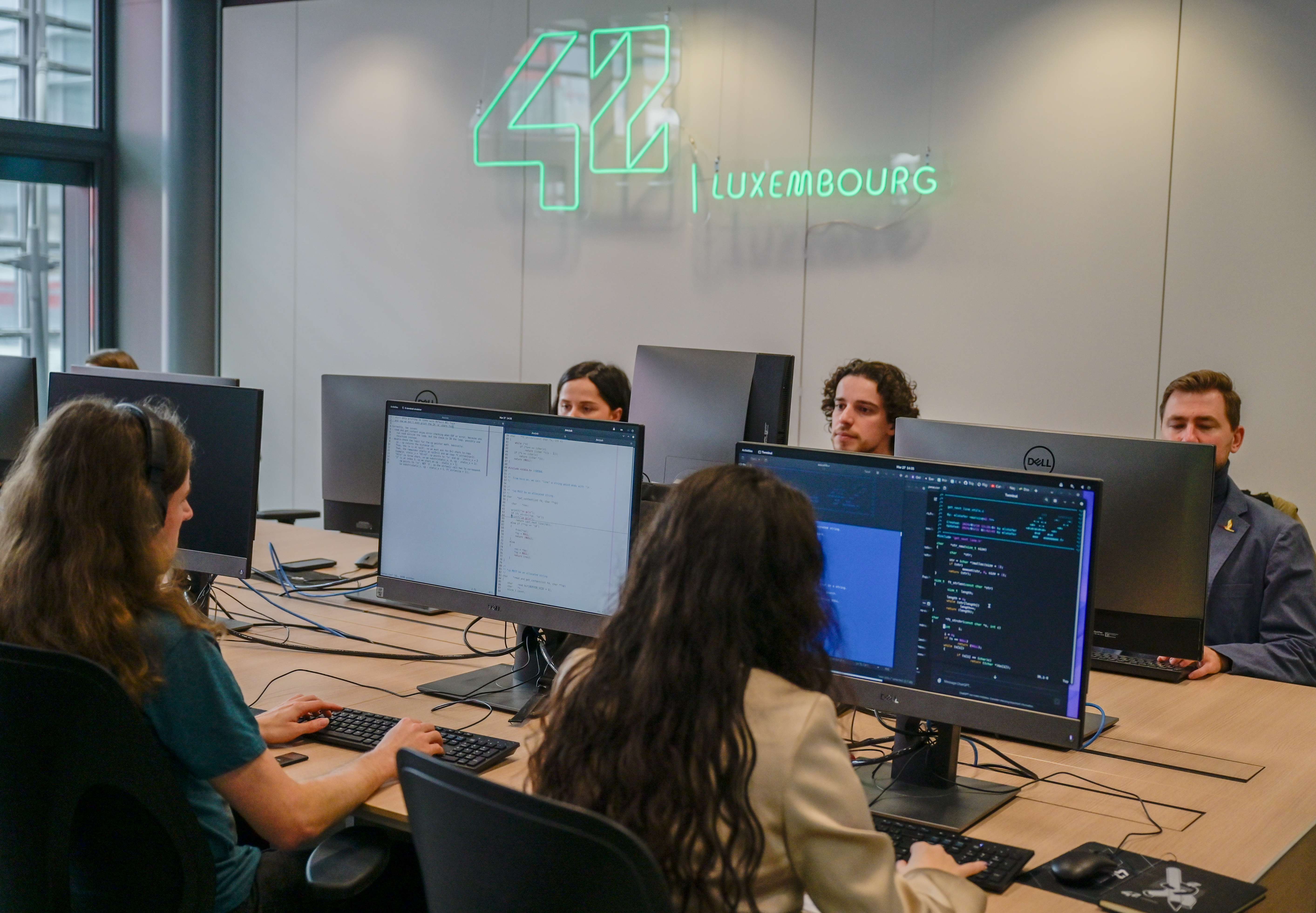 Digital Learning Hub and 42 Luxembourg: two pillars of digital technology  training - The Luxembourg Government