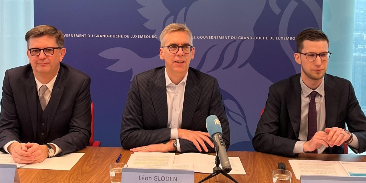 (de g. à dr.) Alain Becker, directeur général de la sécurité civile ; Léon Gloden, ministre des Affaires intérieures ; Pol Henrotte, conseiller adjoint DGSC