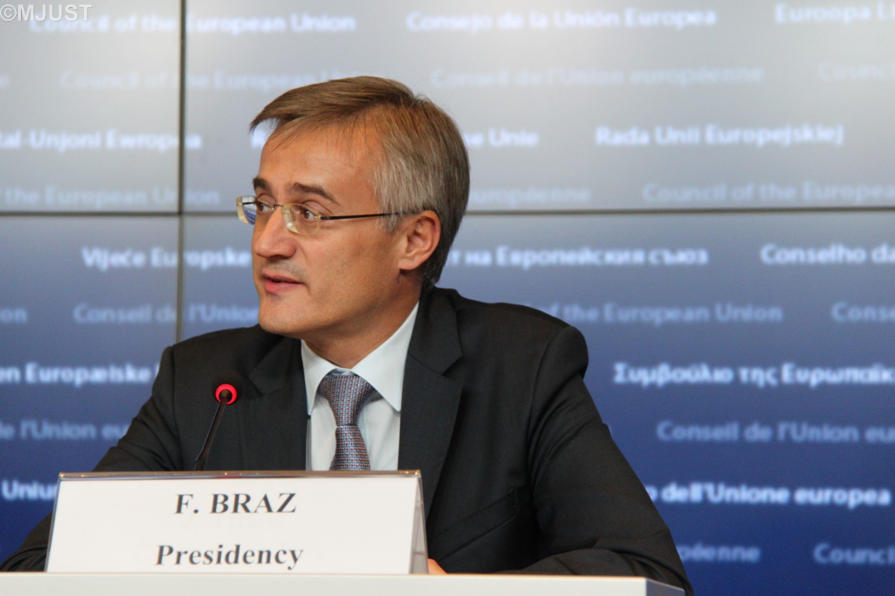 Félix Braz lors de la conférence de presse