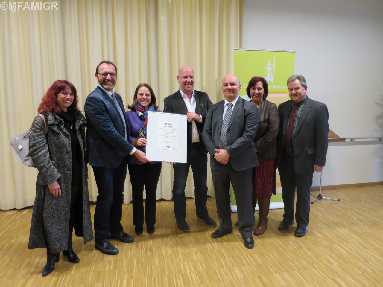 Corinne Cahen avec le Collège des bourgmestres et échevins de la commune de Sanem et la Direction du CIPA-REWA
