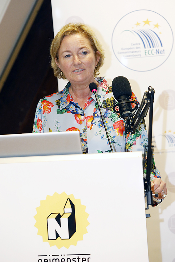 Paulette Lenert lors de la conférence sur le droit européen de la consommation à Luxembourg-ville