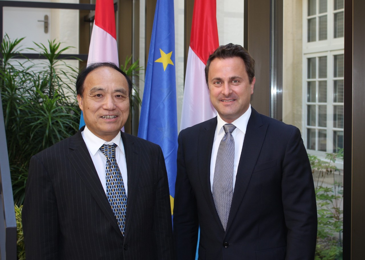 Le Premier ministre, ministre d'État, ministre des Communications et des Médias, Xavier Bettel, a reçu le secrétaire général de l’UIT, Houlin Zhao, à l’Hôtel de Bourgogne.