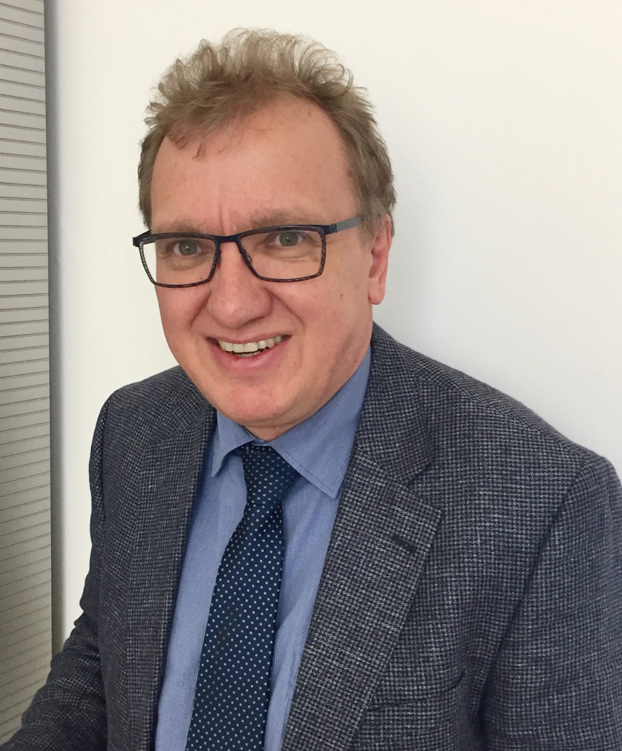 Portrait de Roland Fox, nouveau directeur de l'Administration des ponts et chaussées