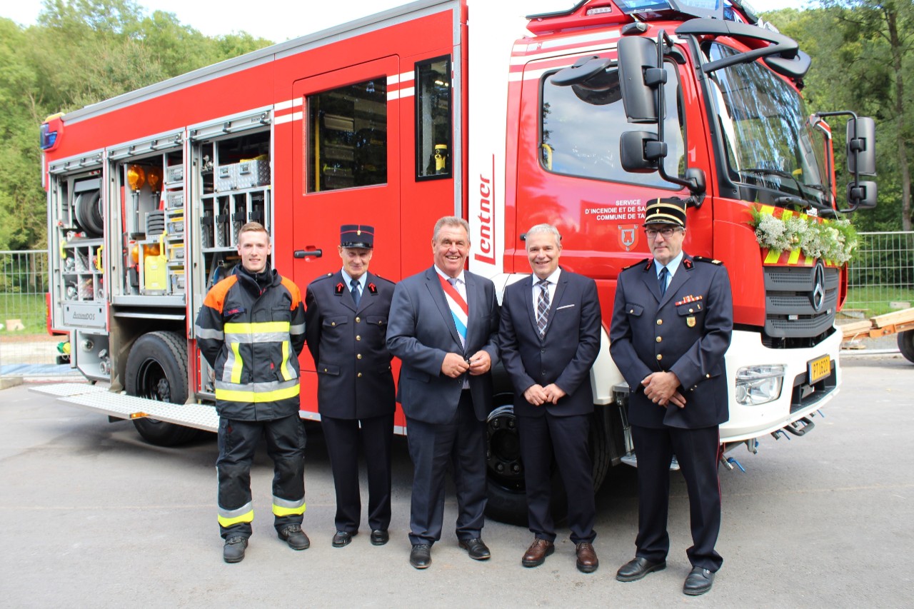 Mike Weber, CIS Tandel; René Faltz, CIS Tandel; Aly Kaes, bourgmestre de la commune de Tandel; Dan Kersch, ministre de l'Intérieur; Marcel Weber, chef de corps CIS Tandel