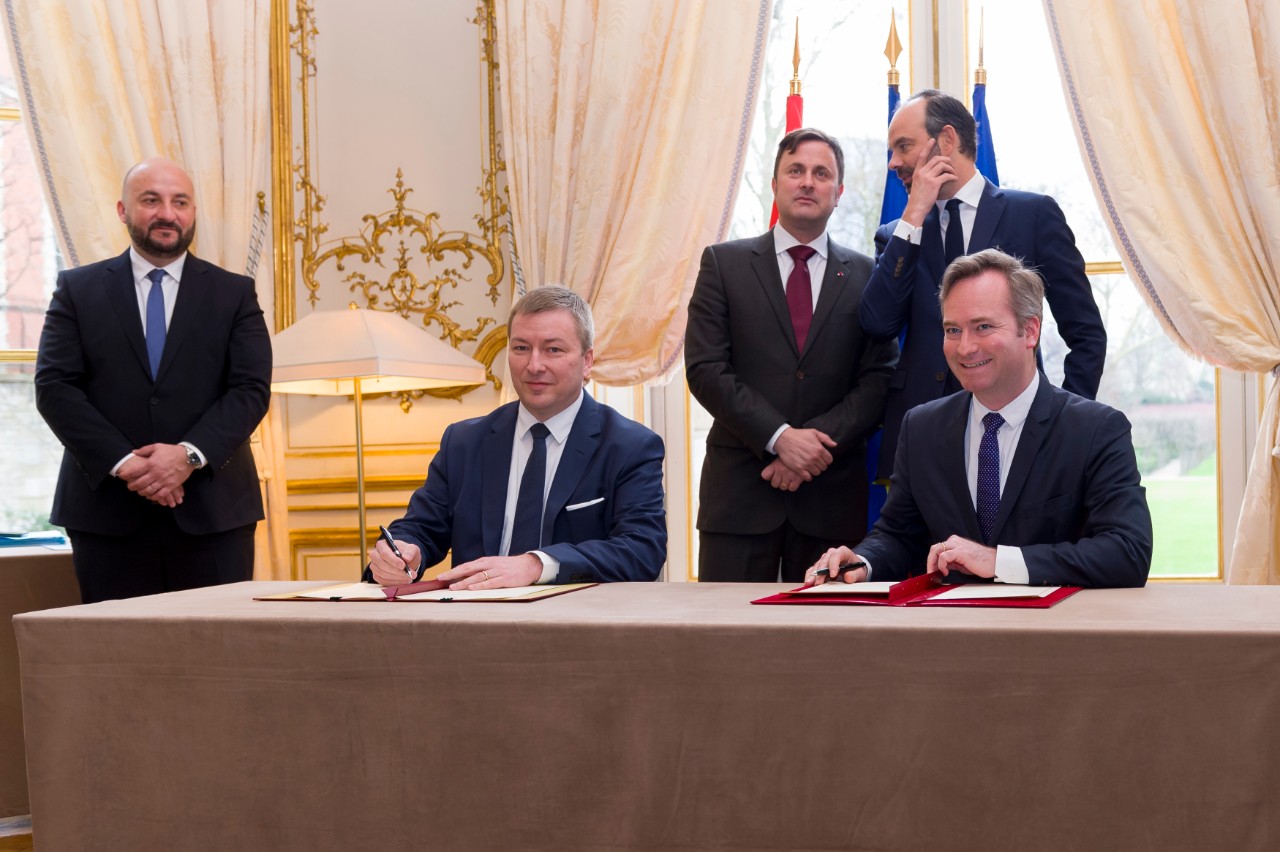 Signature du protocole additionnel relatif a la coopération scientifique et universitaire