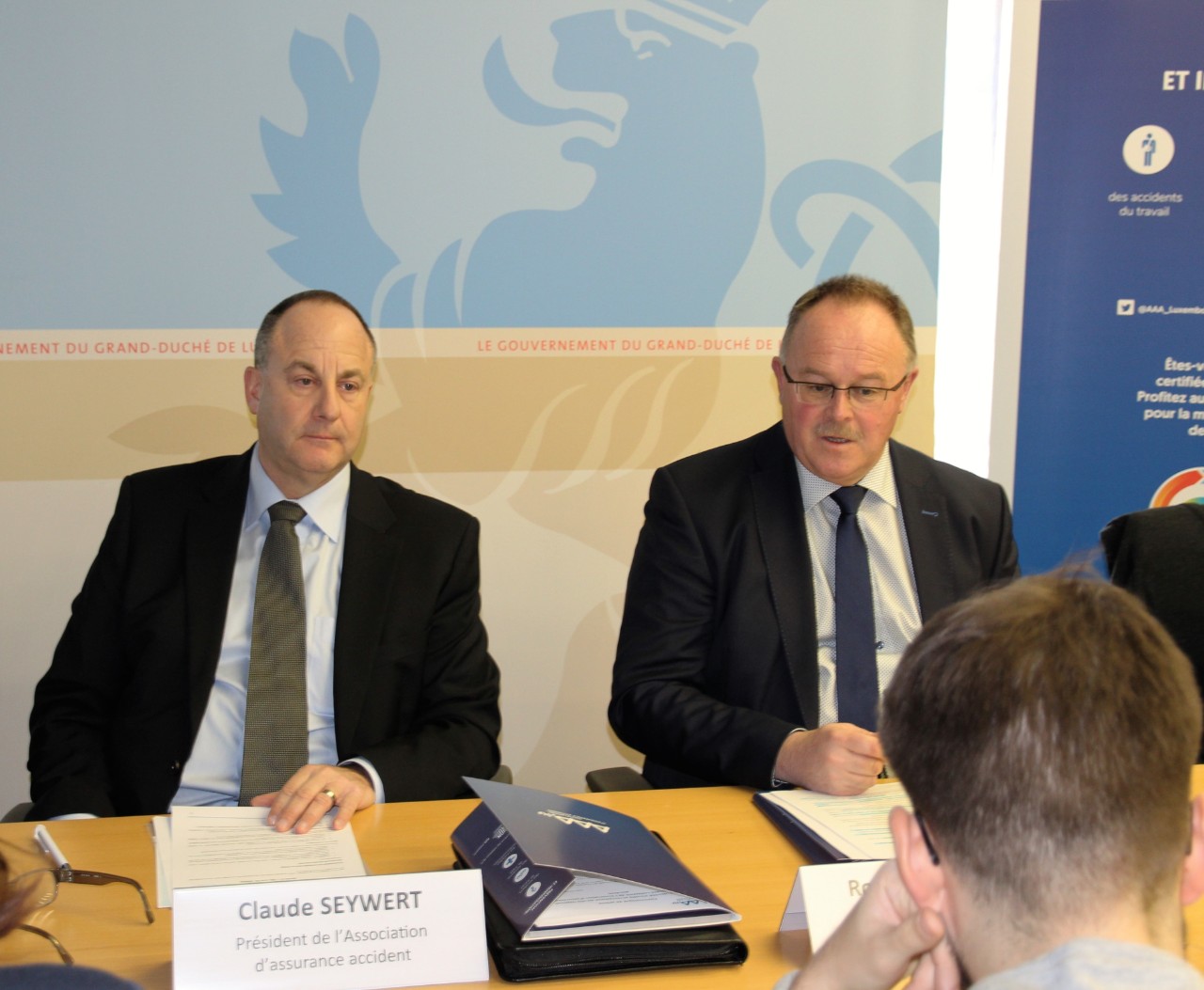 Le ministre de la Sécurité sociale, Romain Schneider, avec le président de l'Association d'assurance accident (AAA), Claude Seywert