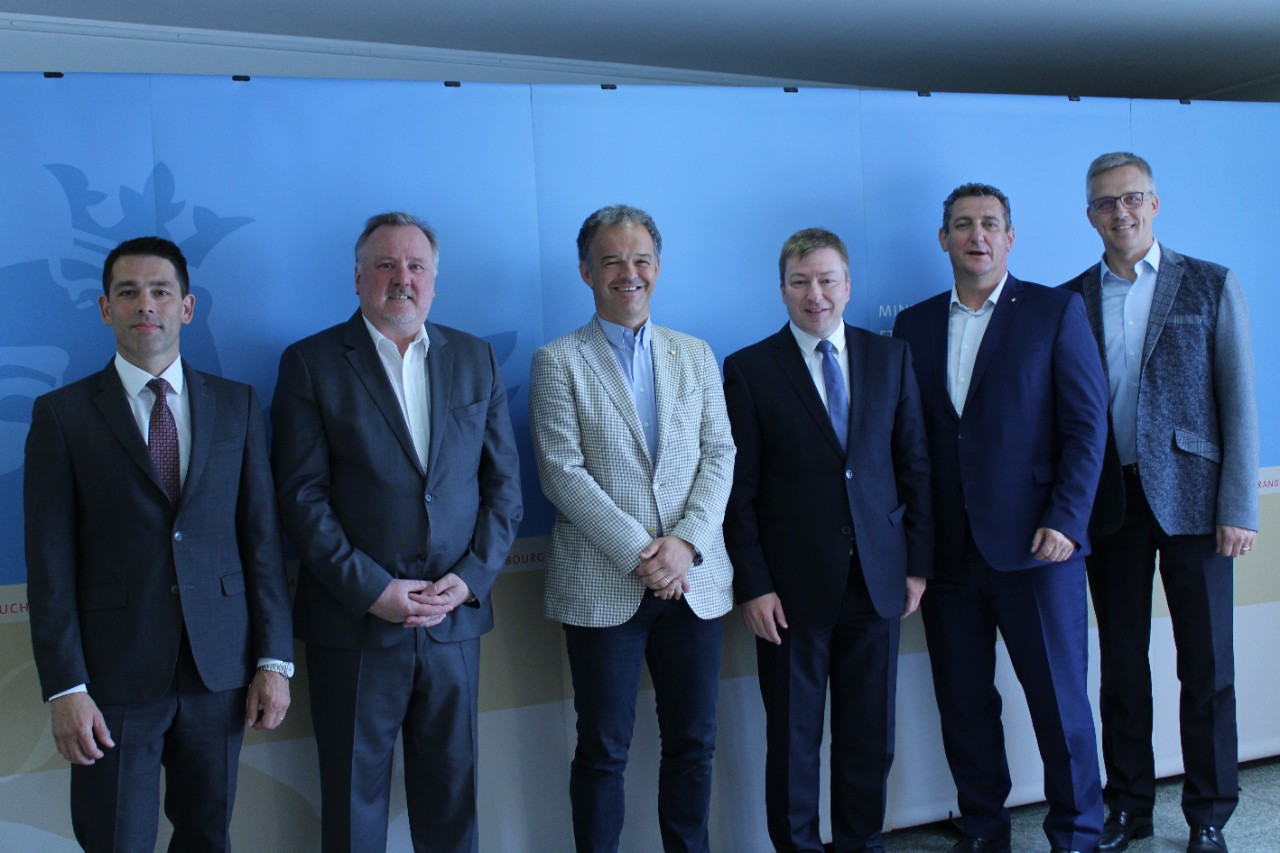 Marc Hansen en compagnie de Michel Reckinger, du Dr Marc Ant, de Romain Schmit, de Patrick Houtsch et de Gaston Schmit 