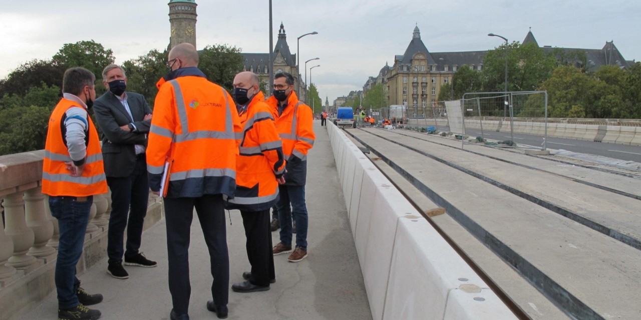 François Bausch lors de la visite du chantier