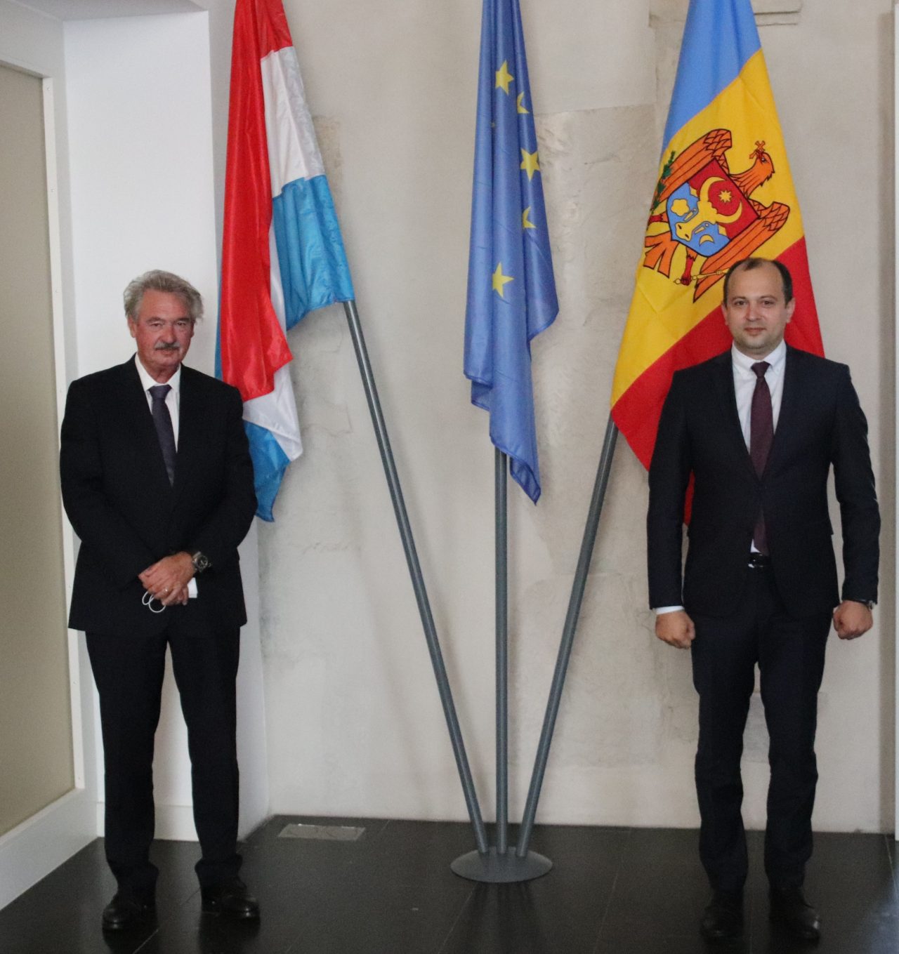 Jean Asselborn avec Oleg Țulea, ministre des Affaires étrangères et de l’Intégration européenne de la République de Moldova