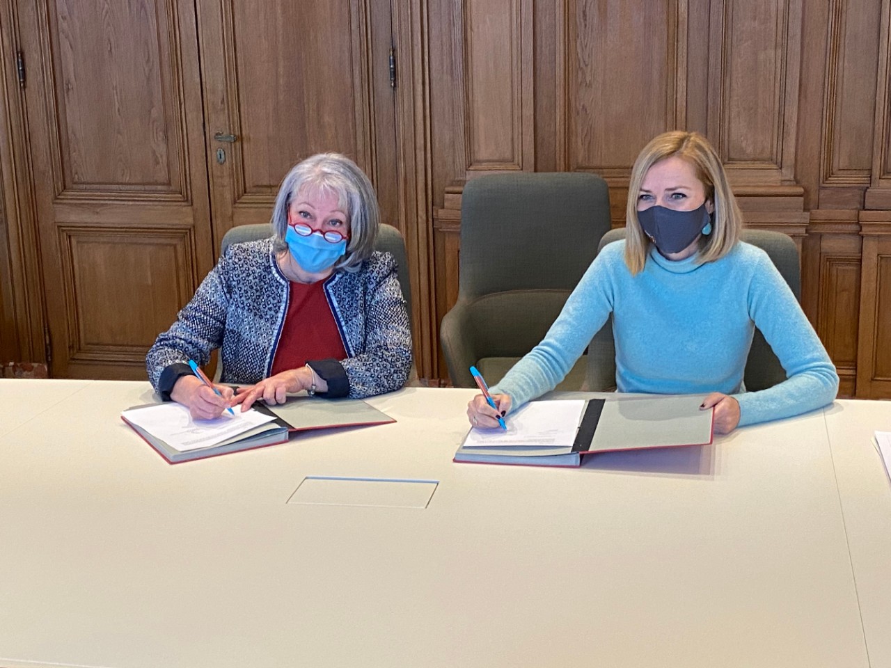 Signature de la convention